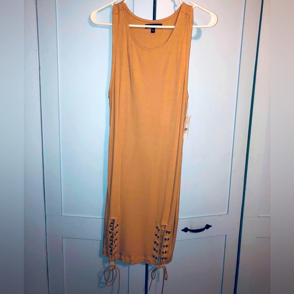 Kendall & Kylie Dress - Picture 1 of 6